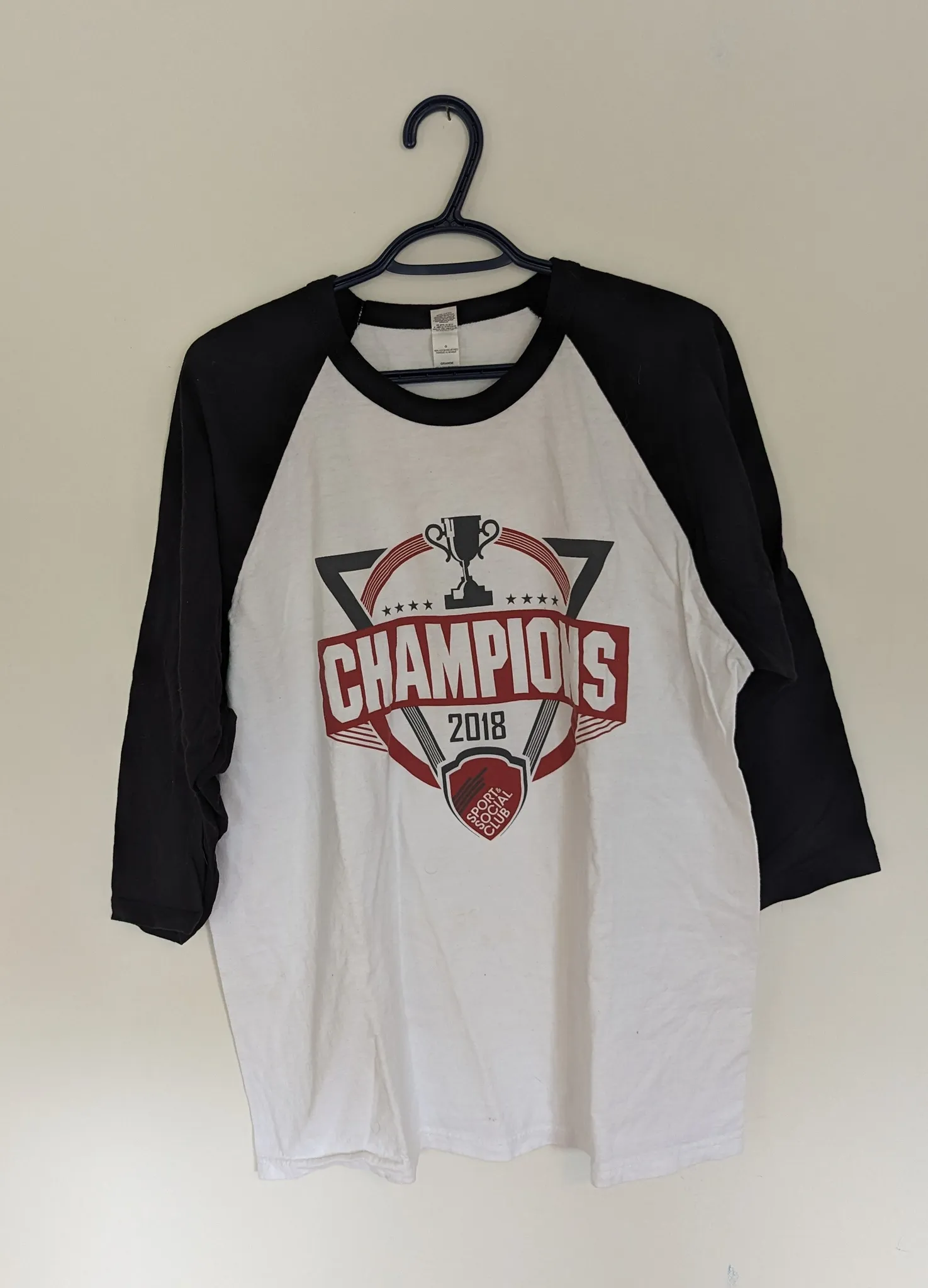 Men's Large Championship Shirt  photo 1