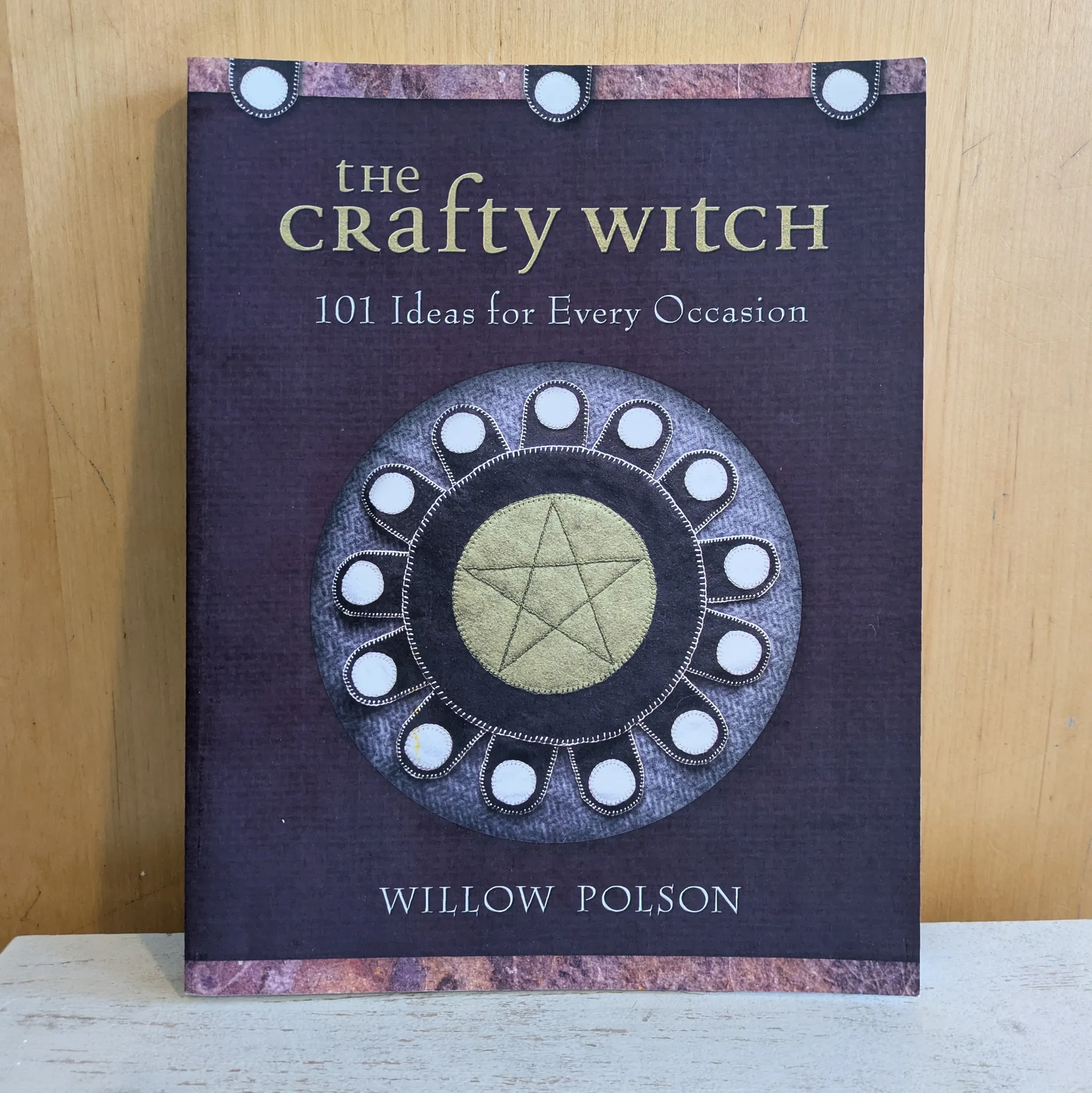 crafty pagan book 📘 photo 1