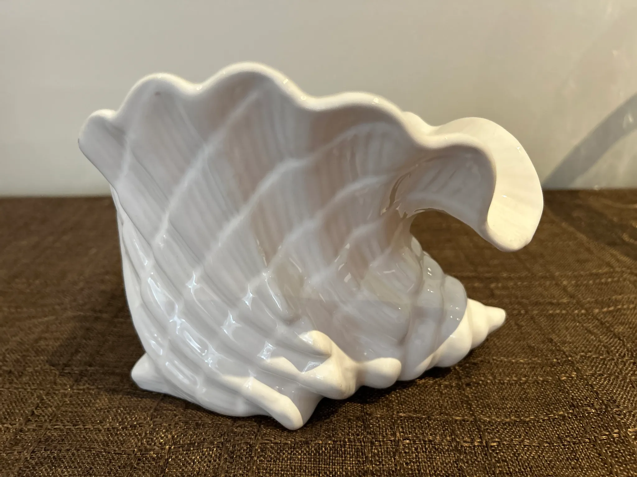 1960s Pereiras Portuguese 🇵🇹 pottery.  Conch Sea Shell Planter photo 1