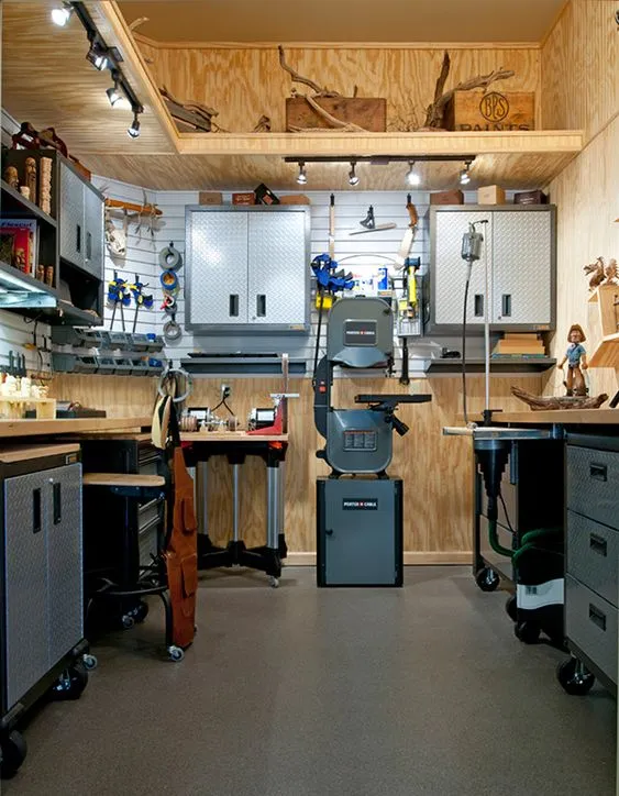 Woodworking Supplies & Project Assistance photo 1
