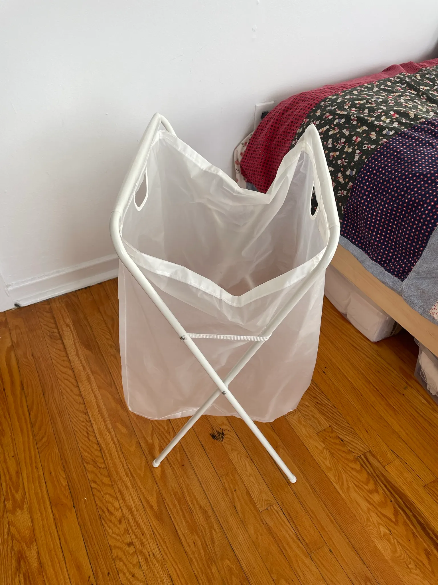 Ikea Jäll Laundry Hamper photo 1