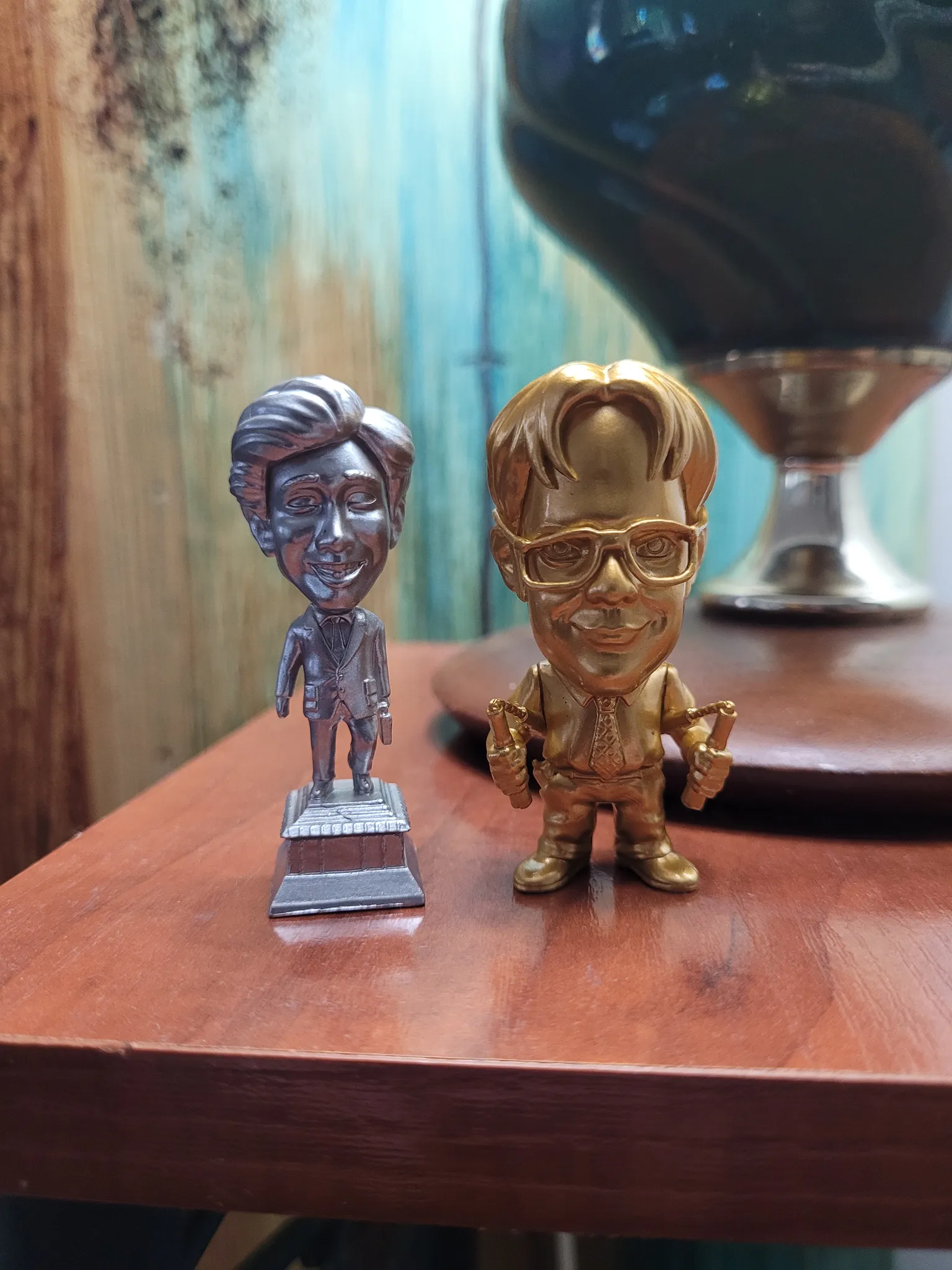 Office figures photo 1
