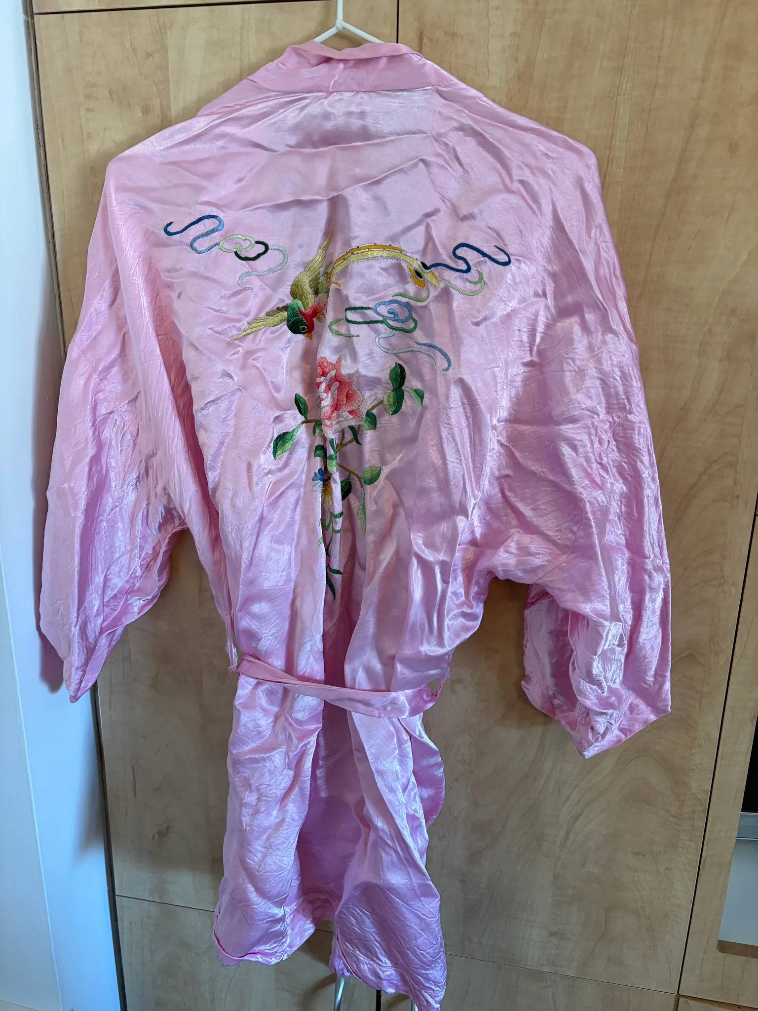 Pink robe  photo 1