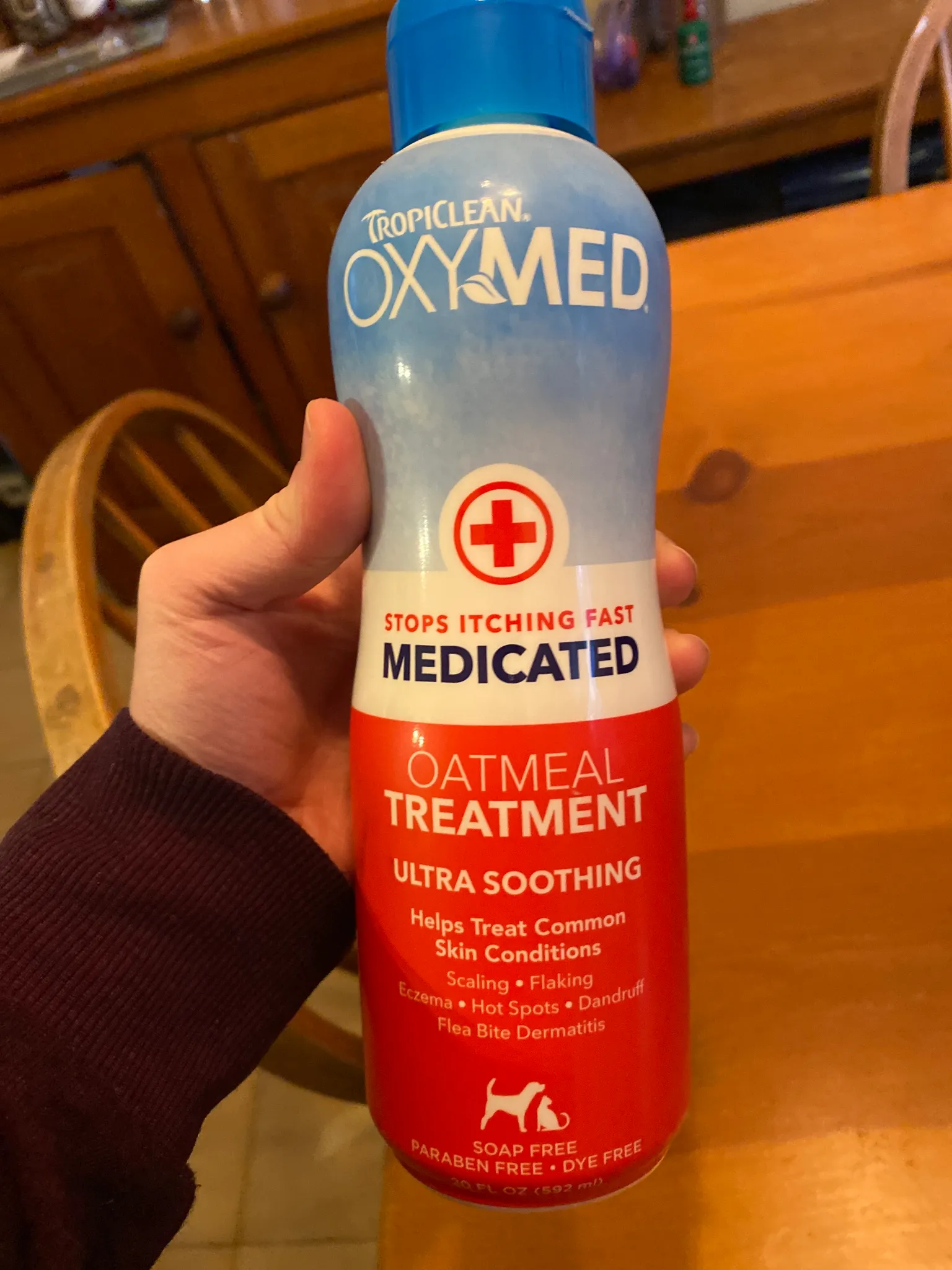 Medicated dog shampoo photo 1