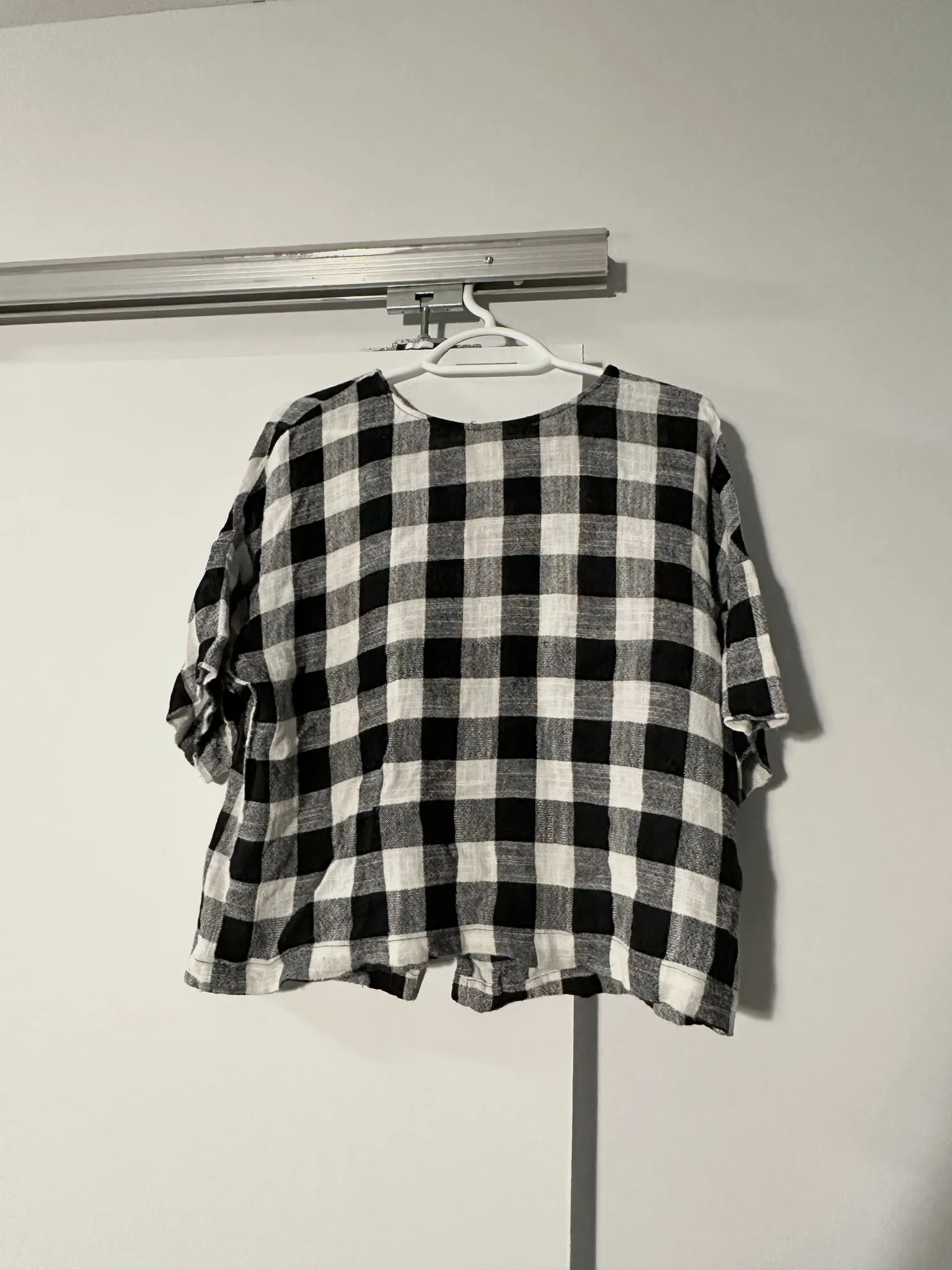 Zara Basics Shirt photo 1