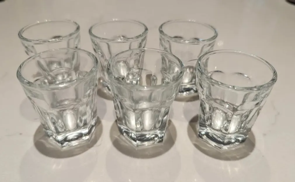6 shot glasses  photo 1