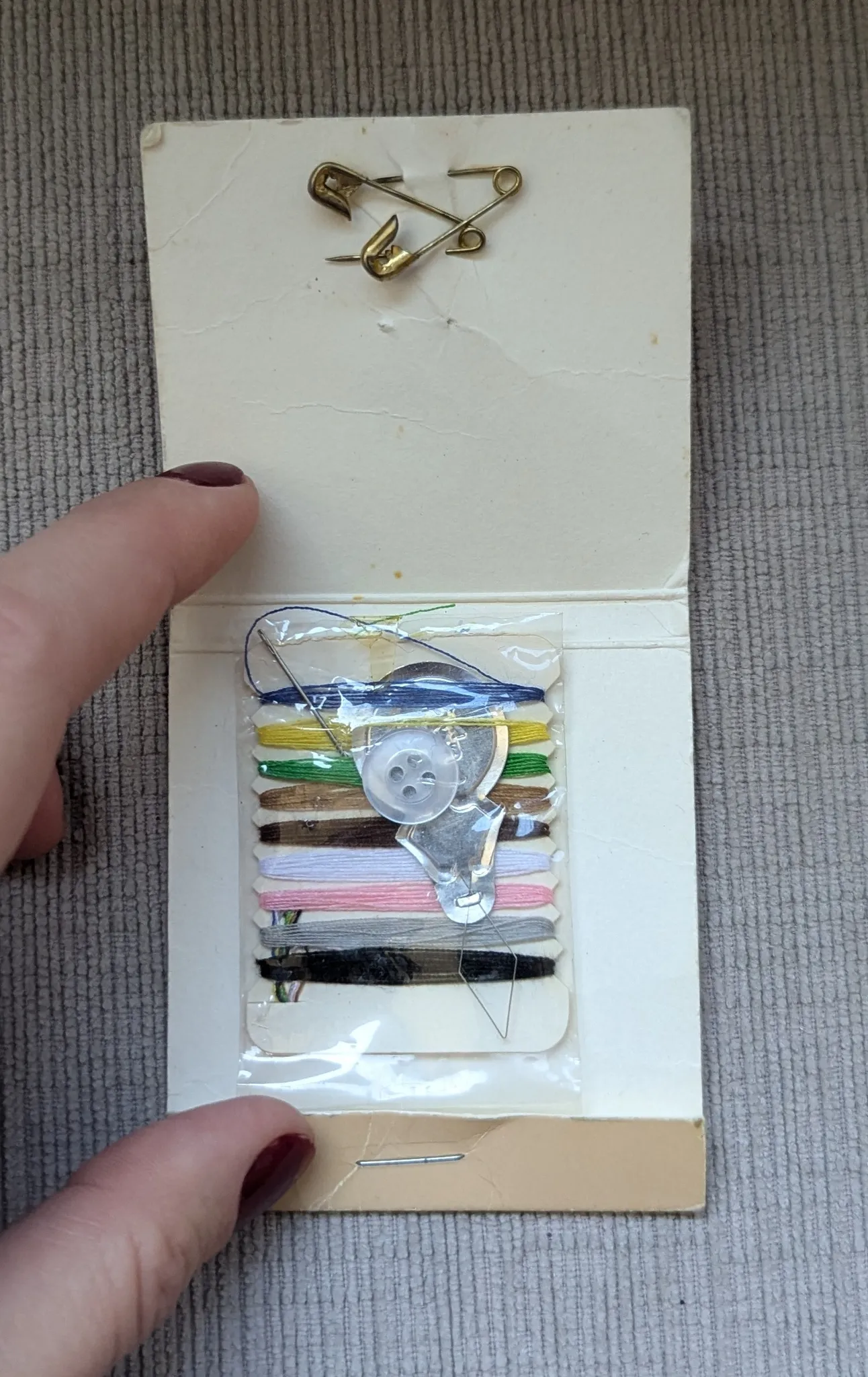 Vintage Sewing Kit with Safety Pins photo 1