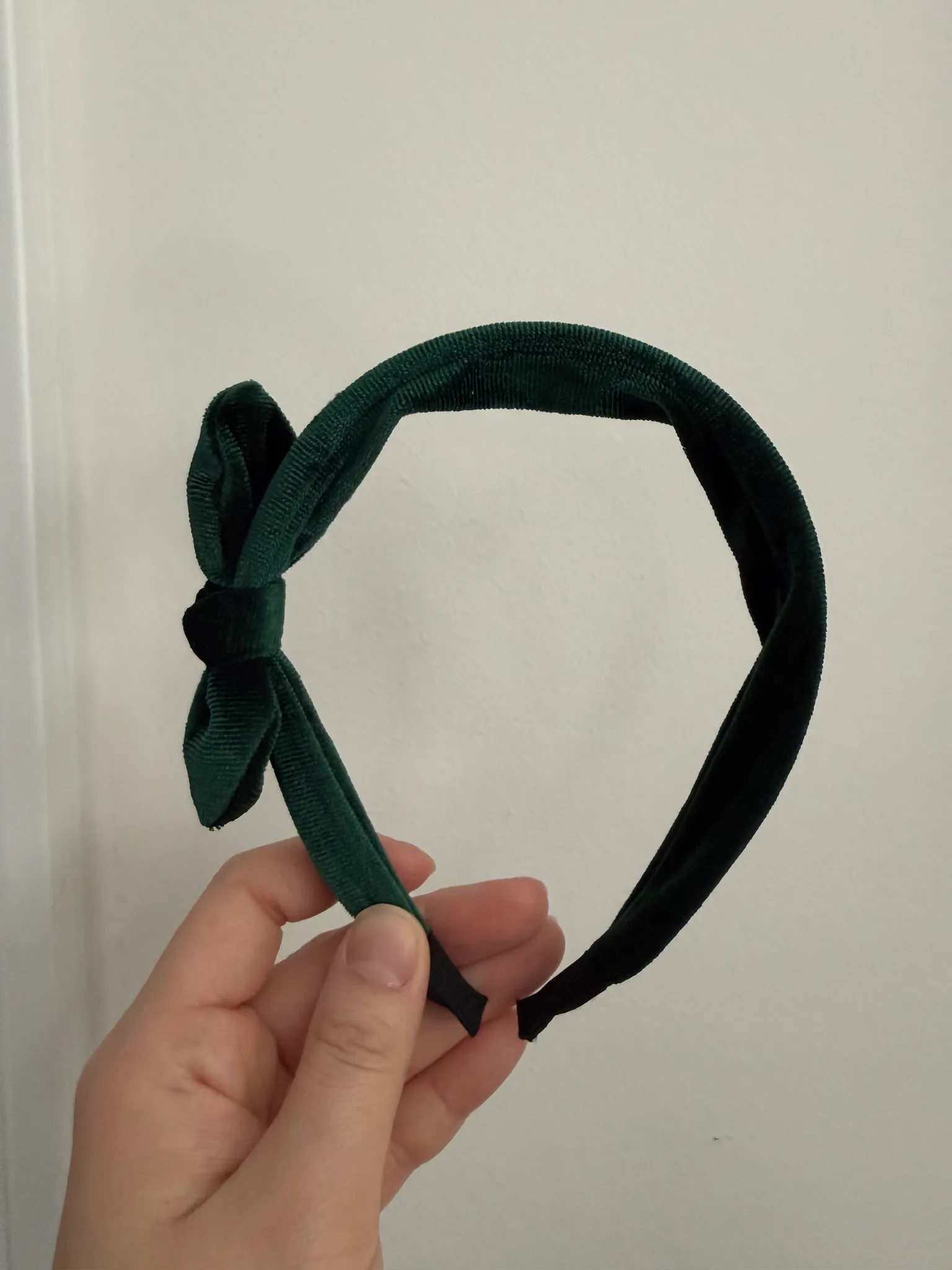 New Toddler Green Velvet like headband  photo 1