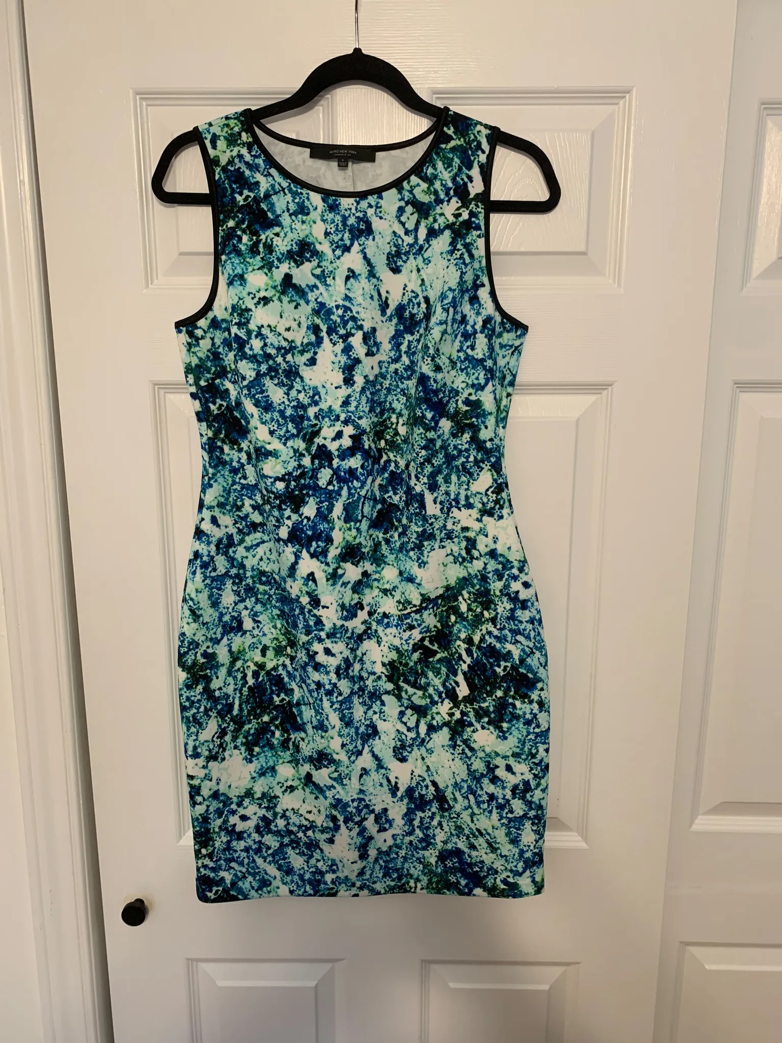 Dresses photo 1