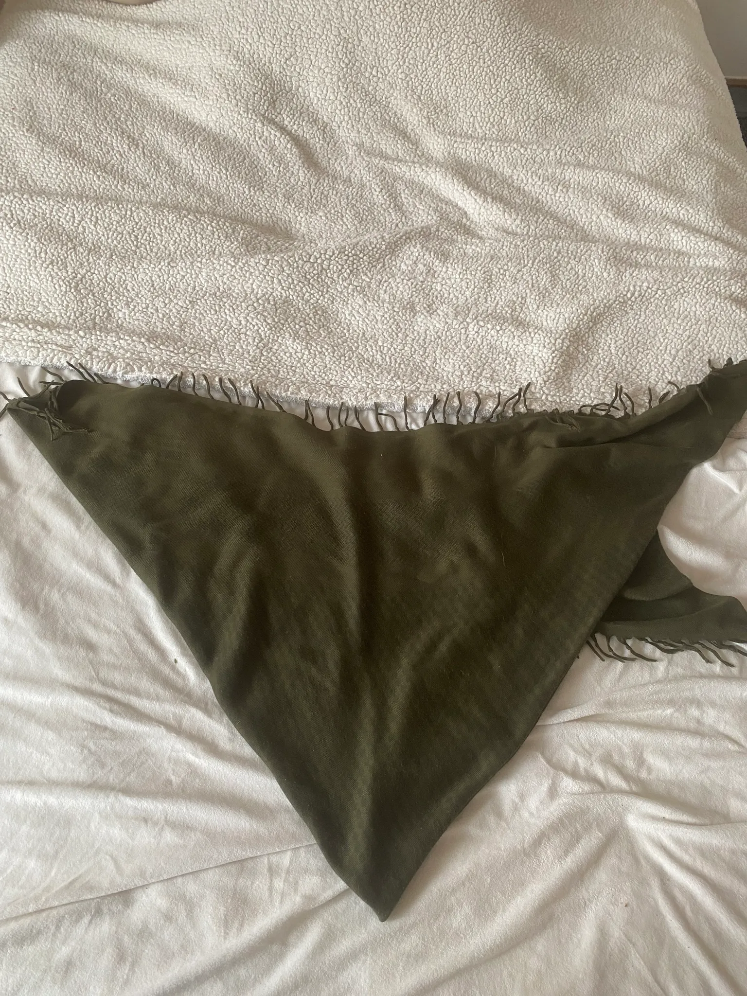 Dark green keffiyeh  photo 1